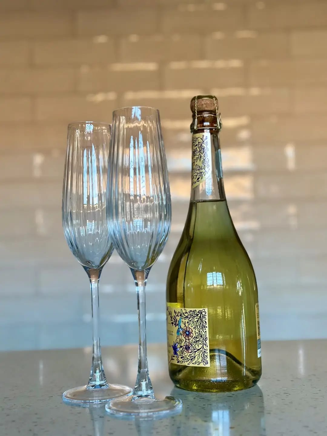 Ribbed Champagne Flutes Set